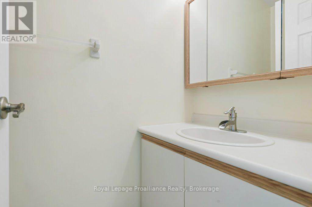 14 Parker Drive, Quinte West, Ontario  K8V 6M9 - Photo 21 - X13683112
