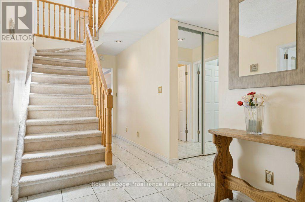14 Parker Drive, Quinte West, Ontario  K8V 6M9 - Photo 6 - X13683112