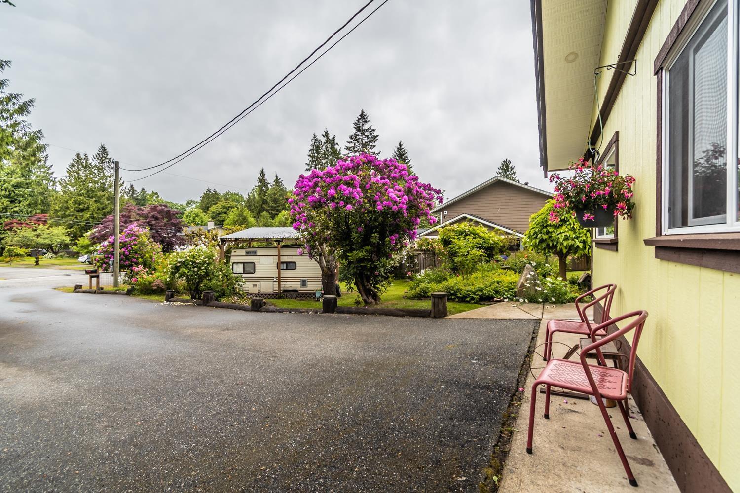 19746 49 Avenue, Langley, British Columbia  V3A 3R4 - Photo 3 - R3128985