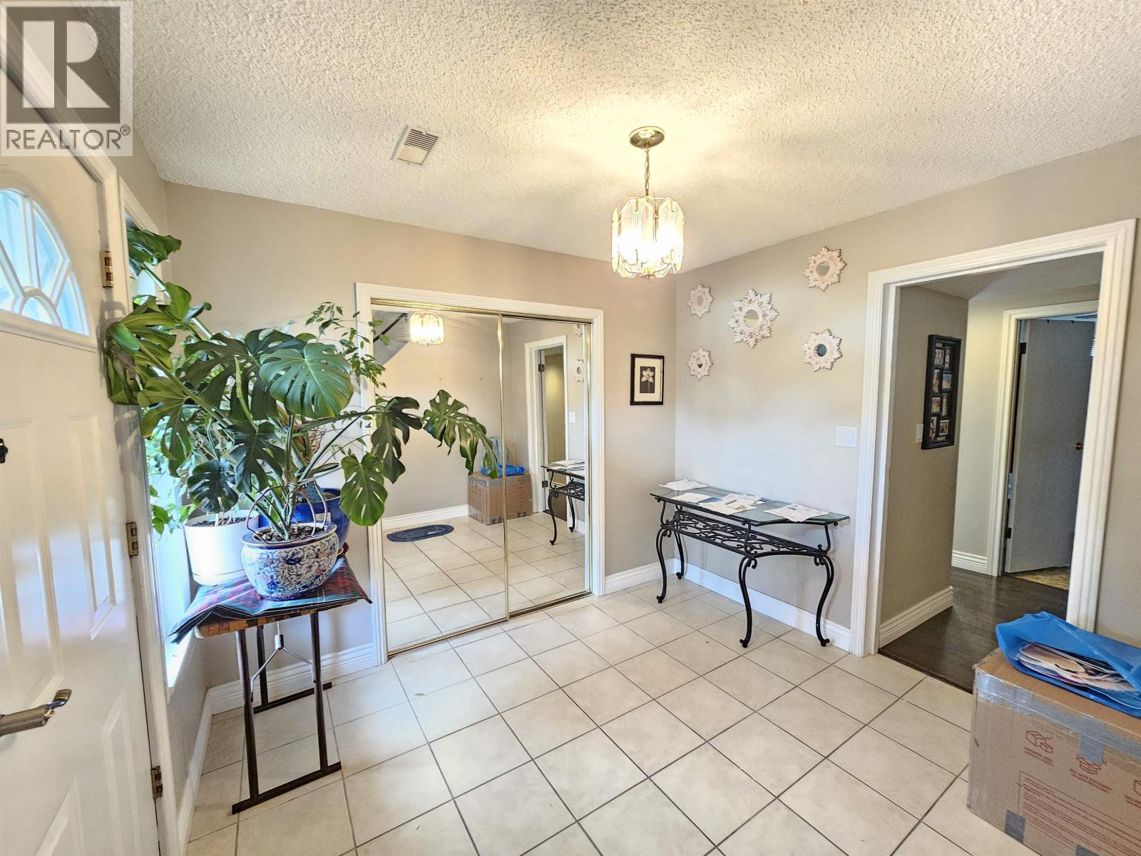 5574 49 Avenue, Delta, British Columbia  V4K 3N8 - Photo 14 - R3135960
