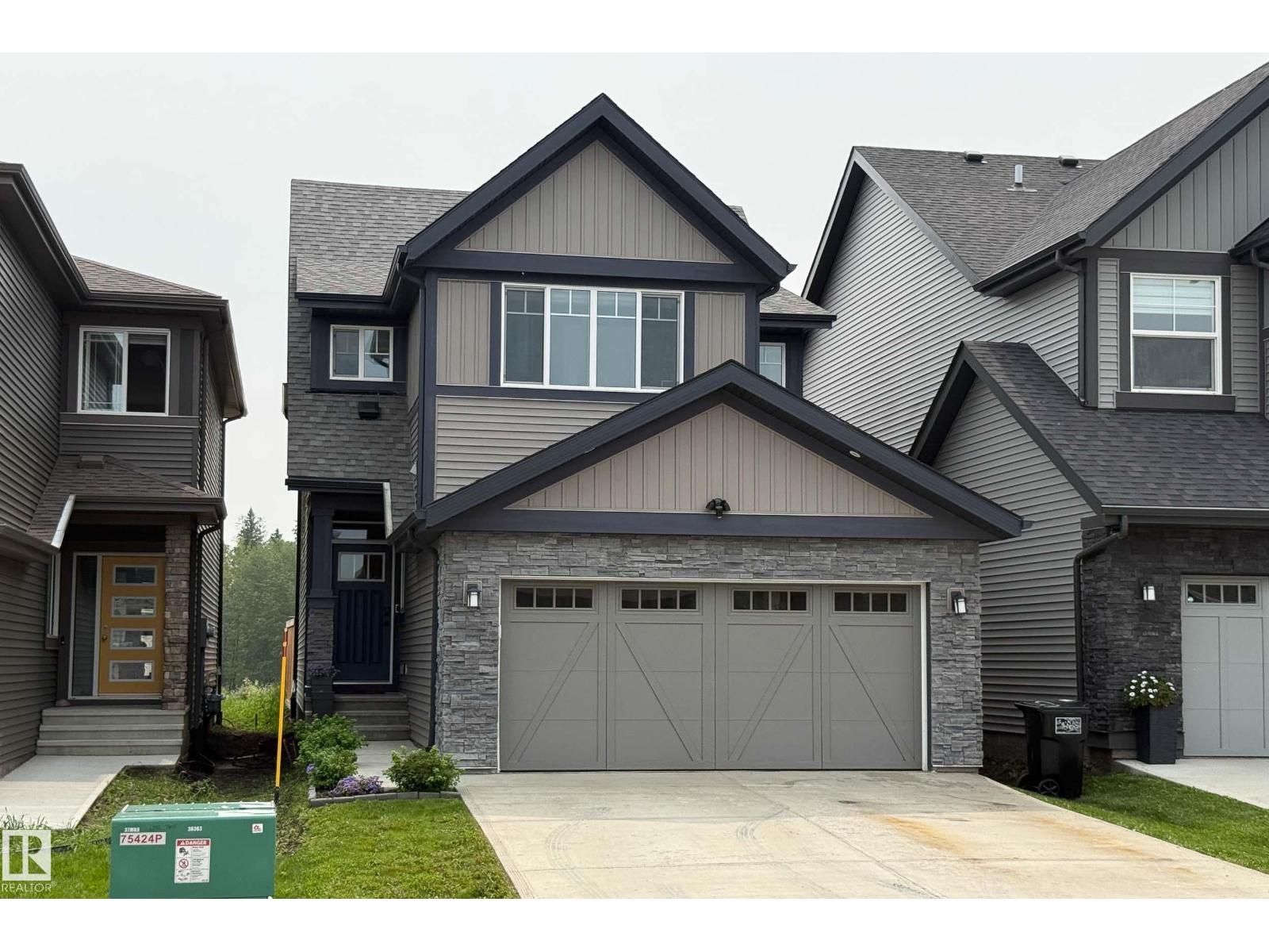 21035 128 AV NW, Edmonton
