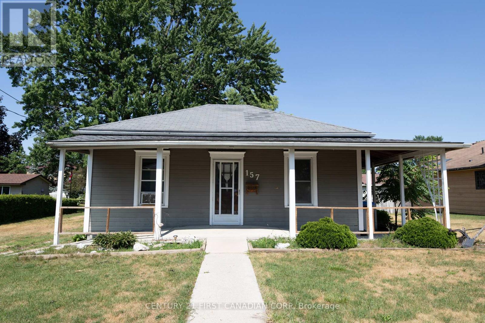 157 Adelaide Street, Strathroy-Caradoc, Ontario  N7G 2V4 - Photo 2 - X13683132