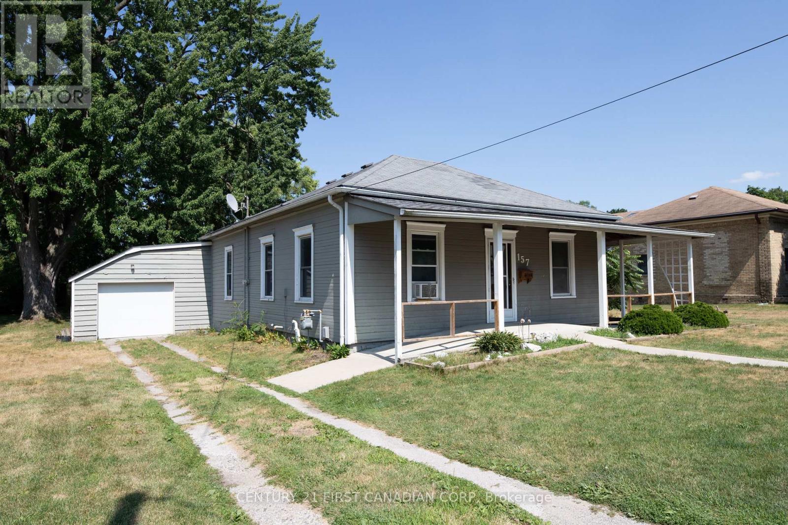 157 Adelaide Street, Strathroy-Caradoc, Ontario  N7G 2V4 - Photo 3 - X13683132