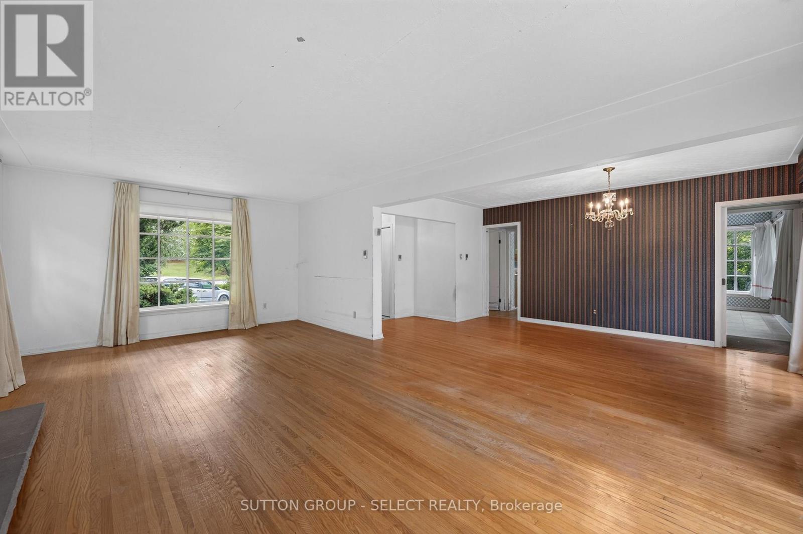 850 Commissioners Road W, London South, Ontario  N6K 1C2 - Photo 15 - X13683182