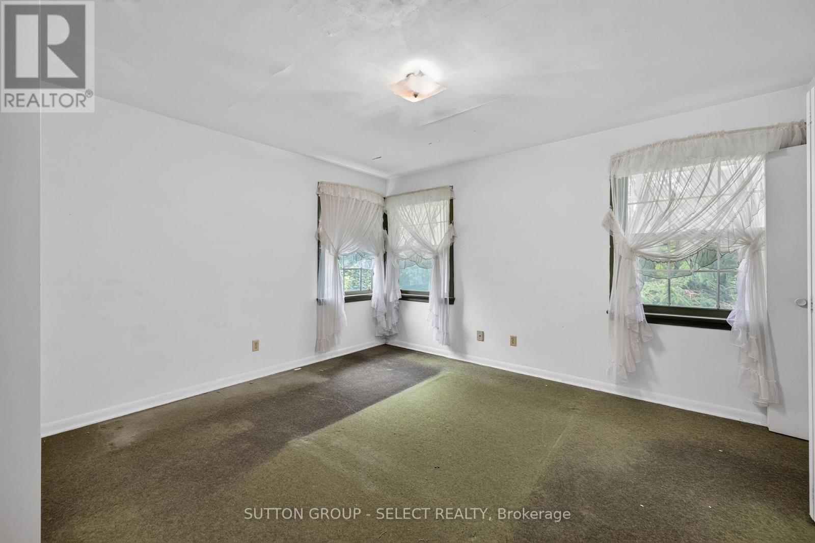 850 Commissioners Road W, London South, Ontario  N6K 1C2 - Photo 22 - X13683182