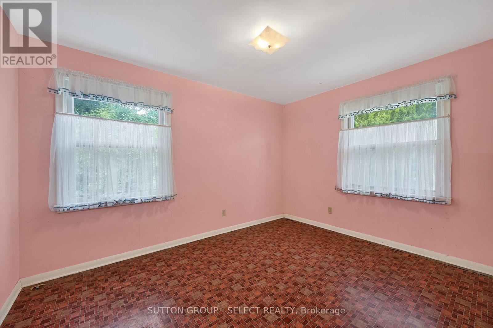 850 Commissioners Road W, London South, Ontario  N6K 1C2 - Photo 30 - X13683182