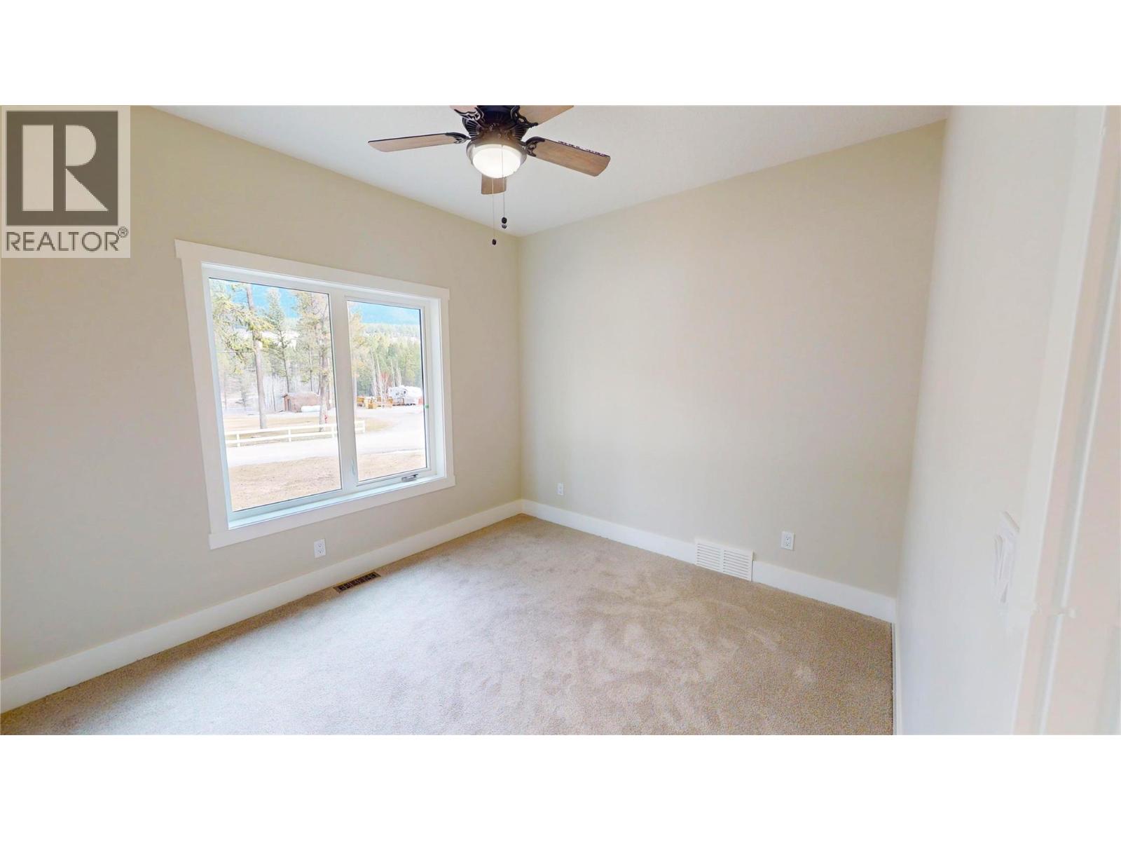 4868 Riverview Drive Unit# 118, Edgewater, British Columbia  V0A 1E0 - Photo 10 - 10387570
