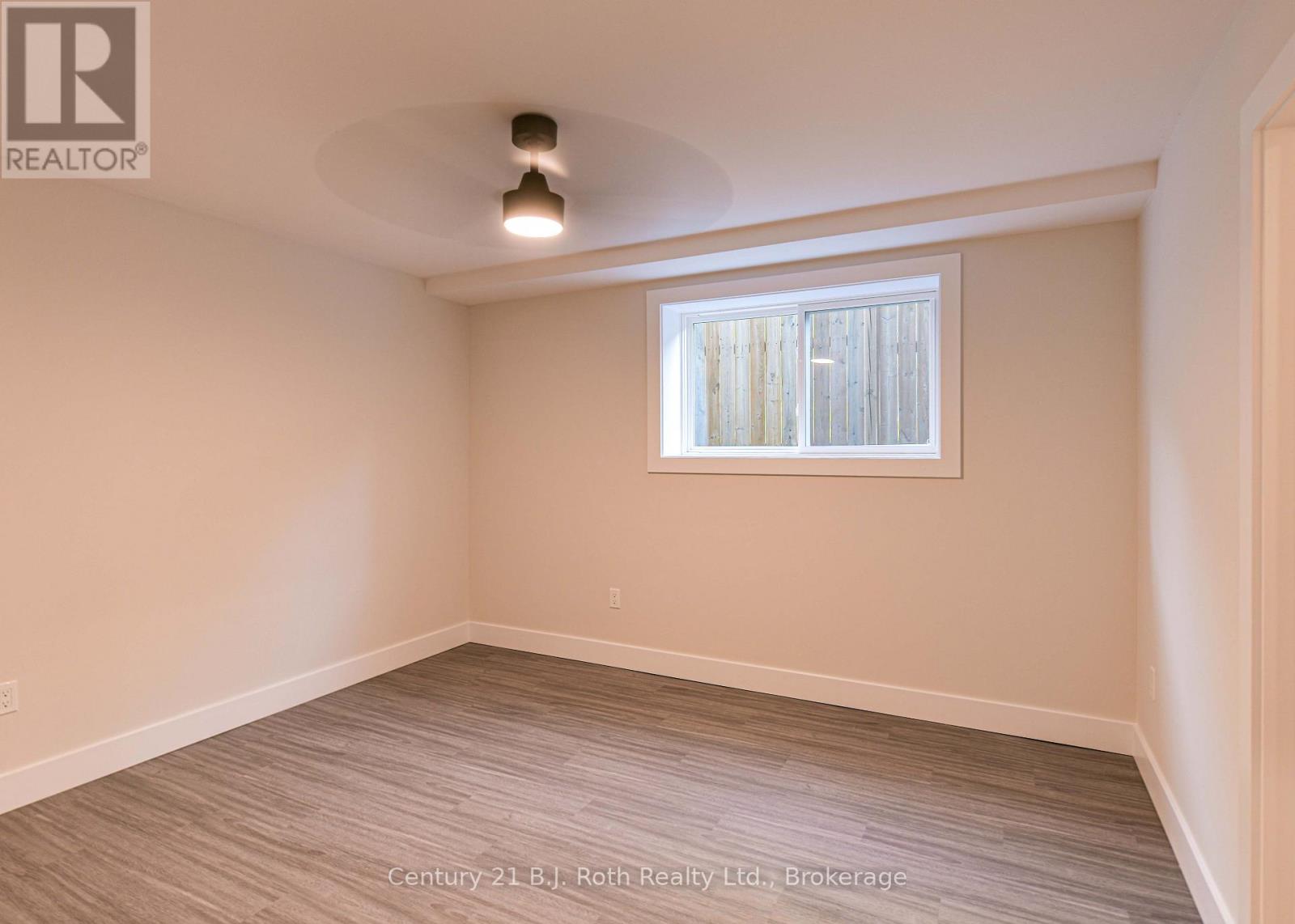 3 (Lower) - 165 Barrie Road, Orillia, Ontario  L3V 2P6 - Photo 22 - S13664902