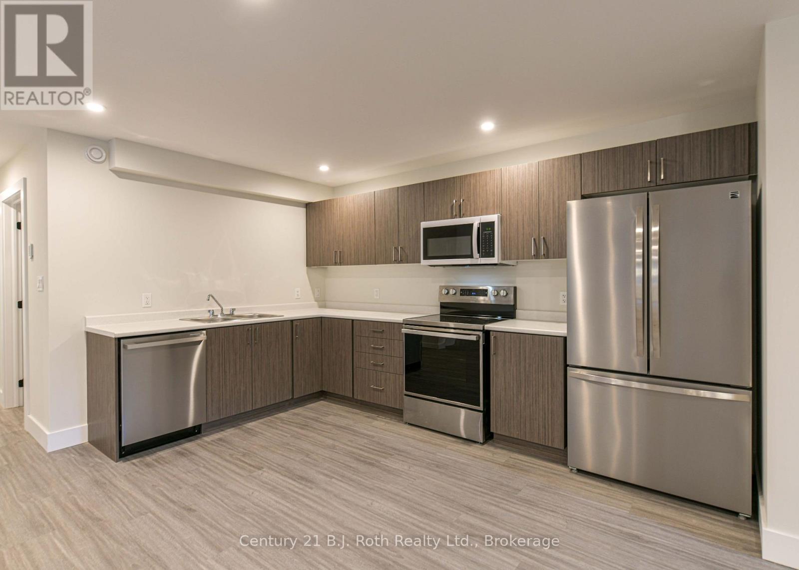 3 (Lower) - 165 Barrie Road, Orillia, Ontario  L3V 2P6 - Photo 14 - S13664902