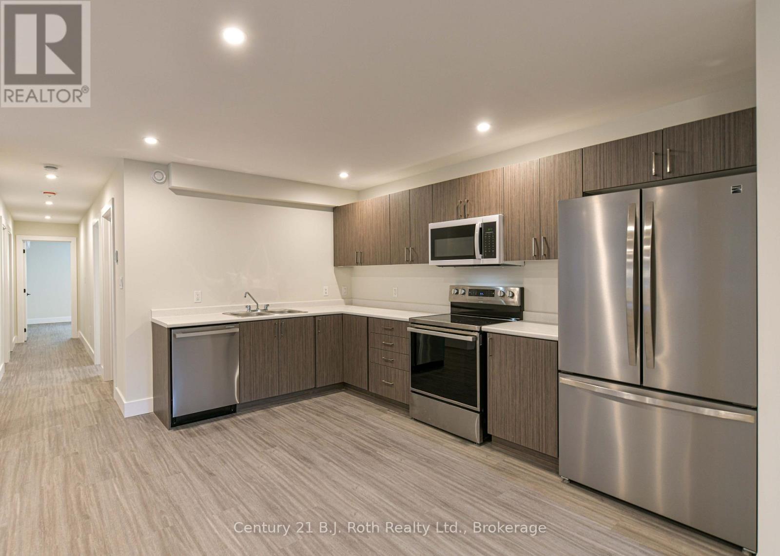 3 (Lower) - 165 Barrie Road, Orillia, Ontario  L3V 2P6 - Photo 15 - S13664902