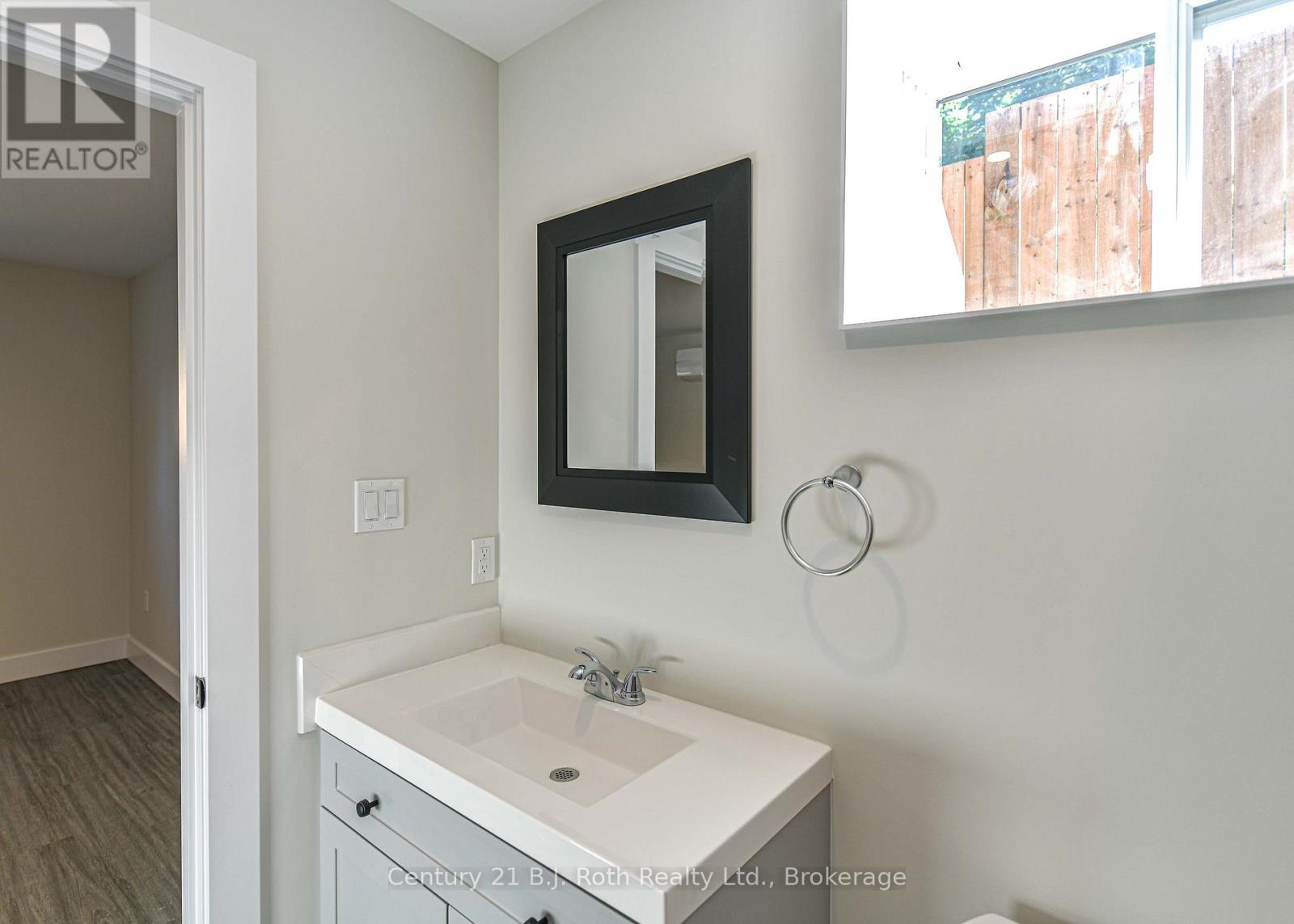 3 (Lower) - 165 Barrie Road, Orillia, Ontario  L3V 2P6 - Photo 29 - S13664902
