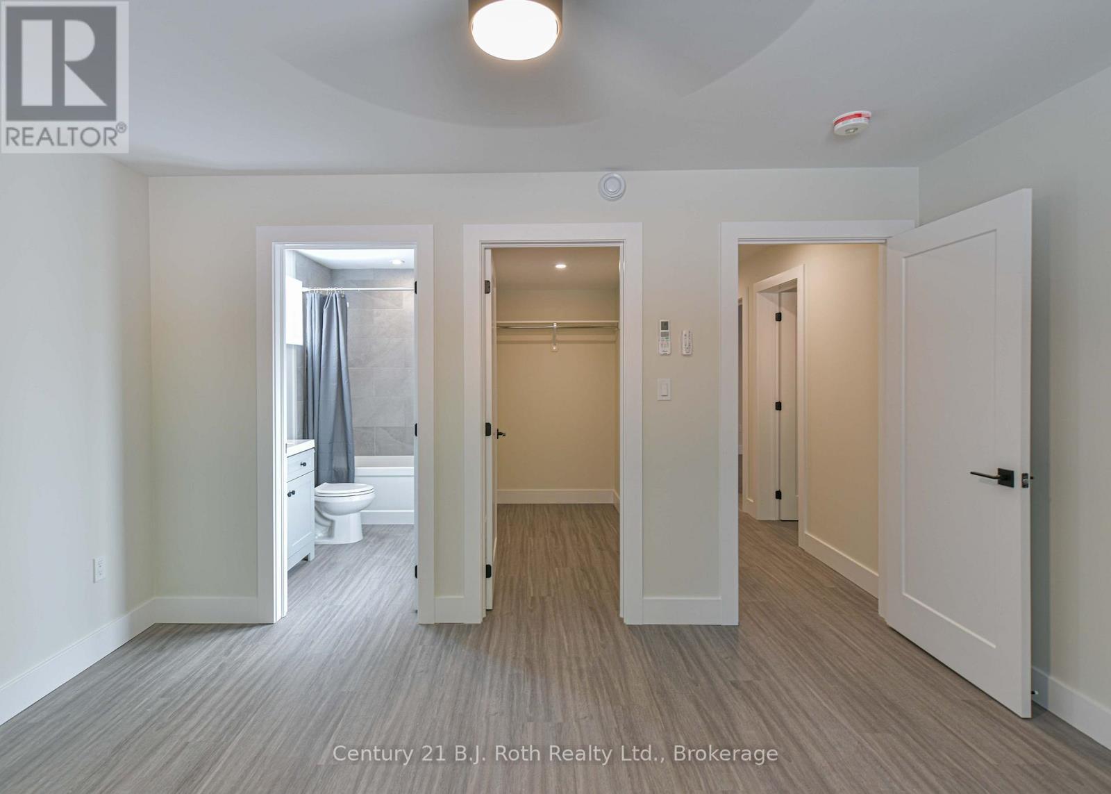 3 (Lower) - 165 Barrie Road, Orillia, Ontario  L3V 2P6 - Photo 27 - S13664902