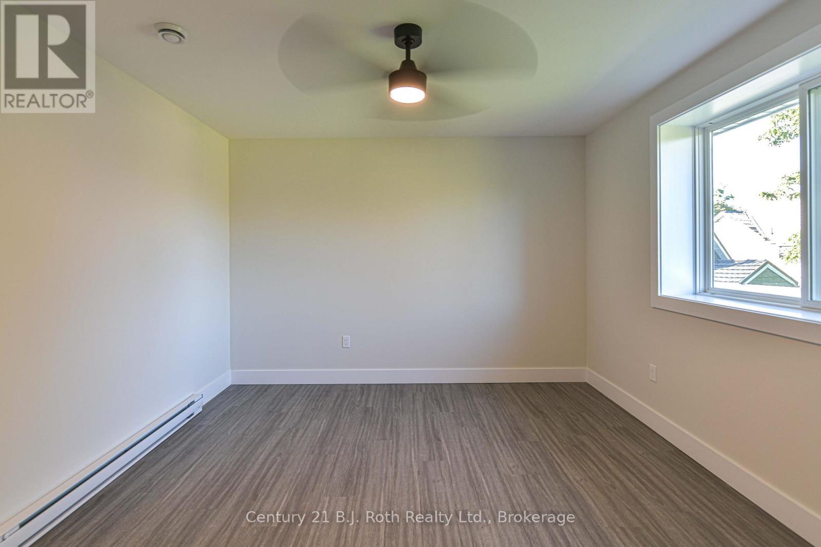 2 (Upper) - 165 Barrie Road, Orillia, Ontario  L3V 2P6 - Photo 20 - S13664904