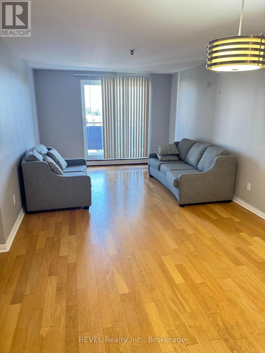 401 - 3955 Portage Road, Niagara Falls, Ontario L2J 3W2 - Photo 11 - X13683194