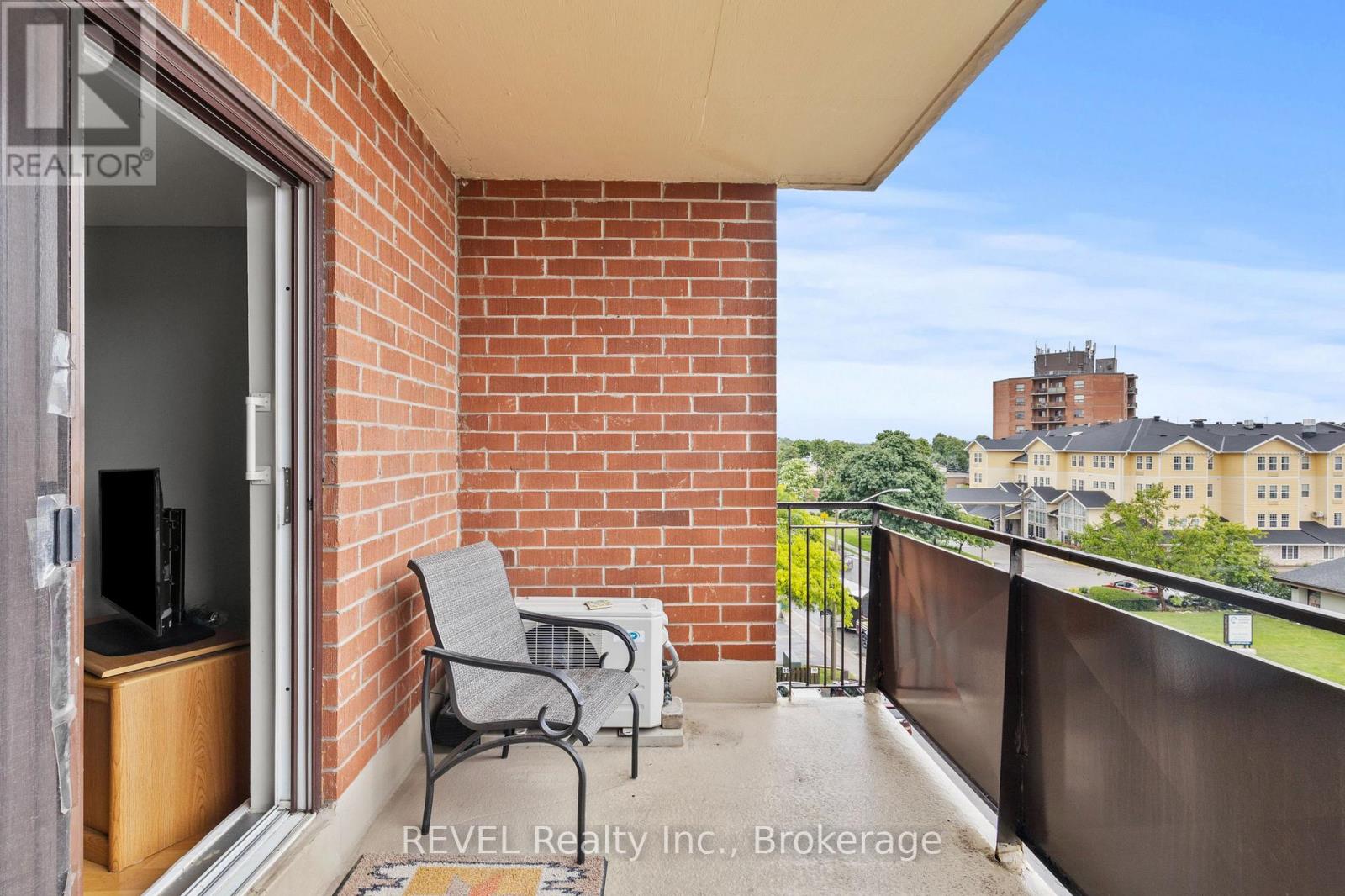 401 - 3955 Portage Road, Niagara Falls, Ontario L2J 3W2 - Photo 21 - X13683194