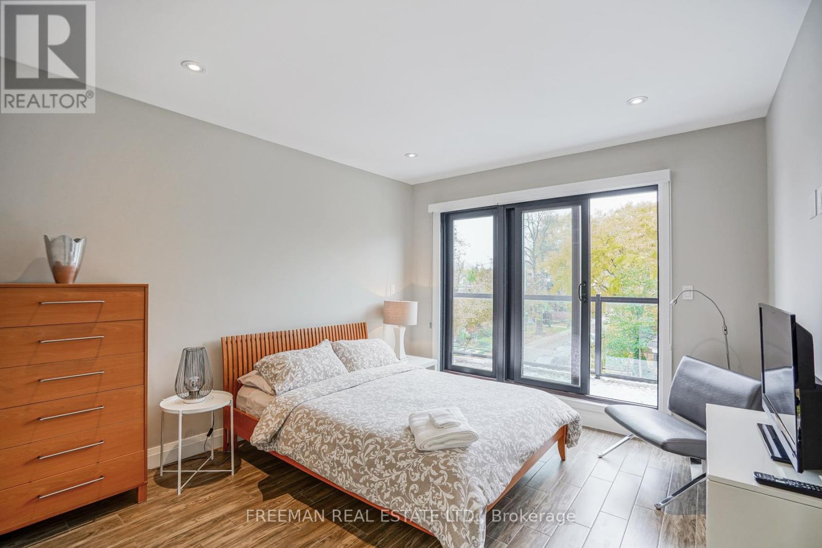 2 - 50 Russell Street, Toronto, Ontario  M5S 1B7 - Photo 22 - C13567718