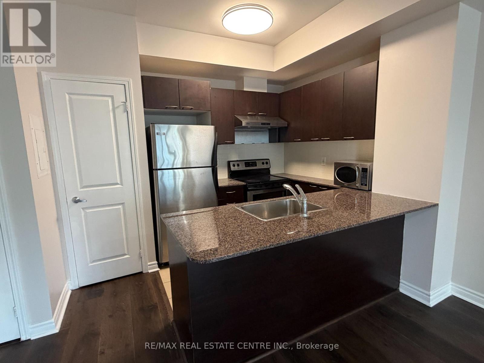 1301 - 385 Prince Of Wales Drive, Mississauga, Ontario  L5B 0C6 - Photo 2 - W13683116