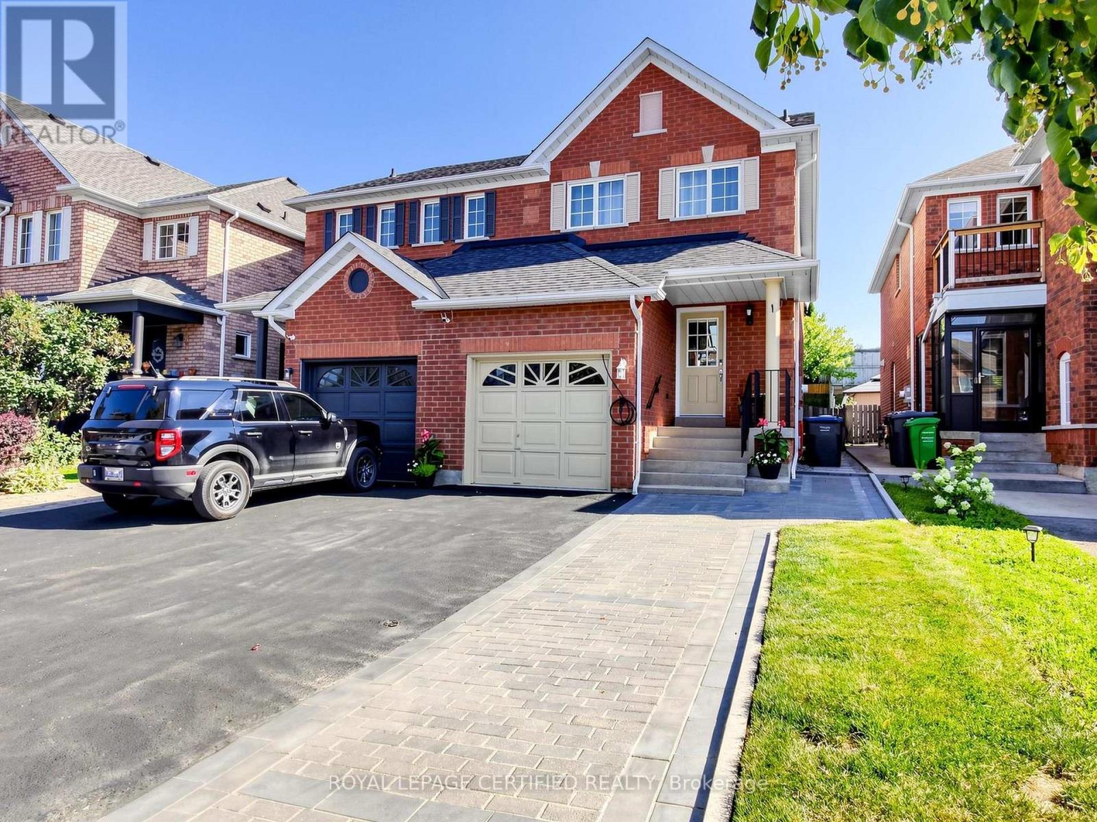 102 Grapevine Road, Caledon, Ontario  L7E 2M6 - Photo 5 - W13683146