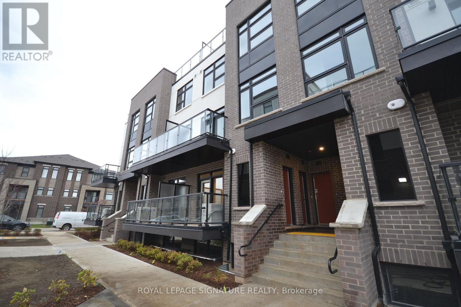 107 - 1573 ROSE WAY