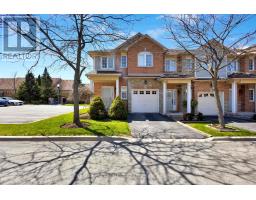 8 - 232 STONEHENGE DRIVE, Hamilton, Ontario