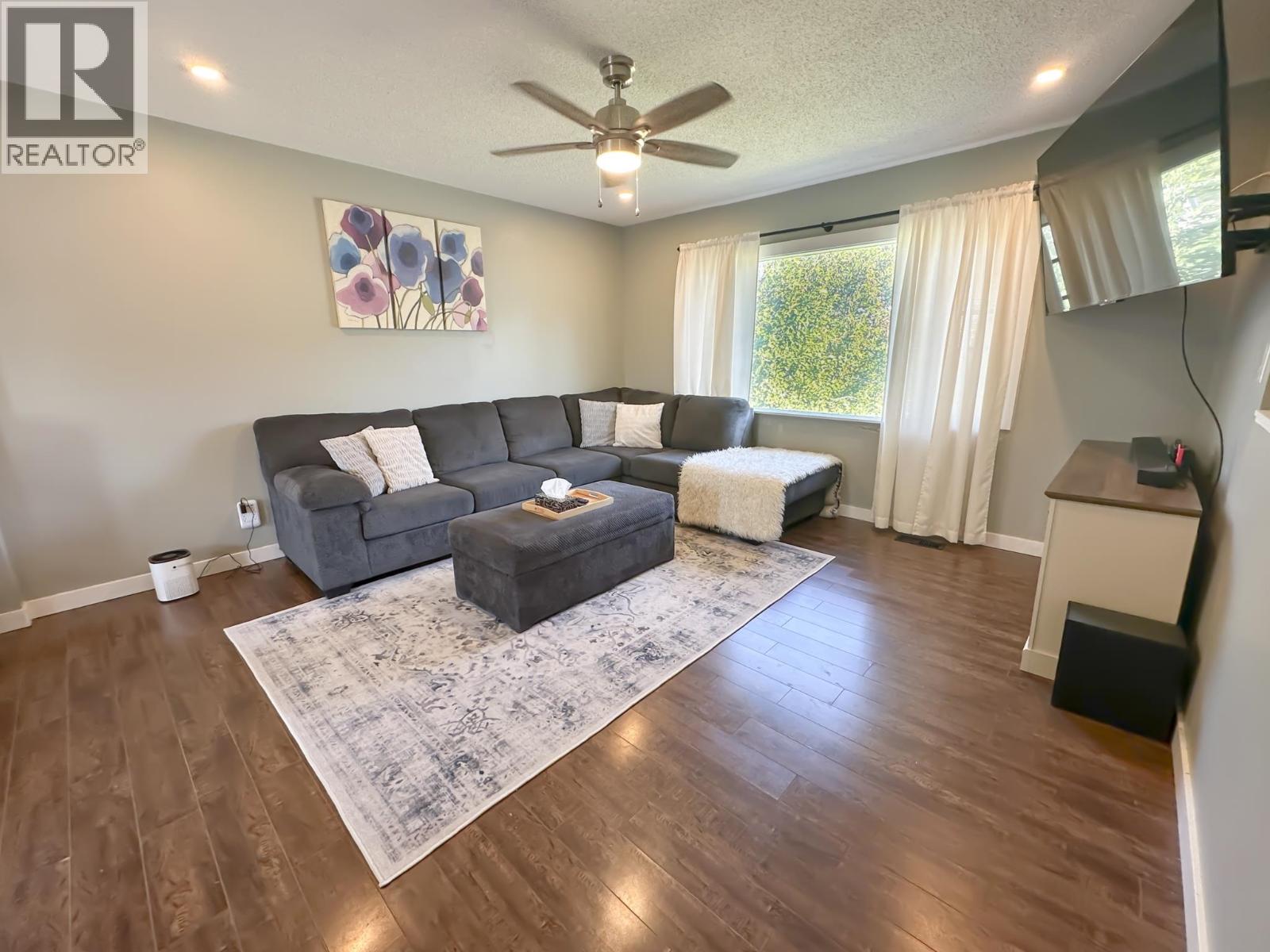 241 Elm Street, Fort St. James, British Columbia  V0J 1P0 - Photo 10 - R3155871
