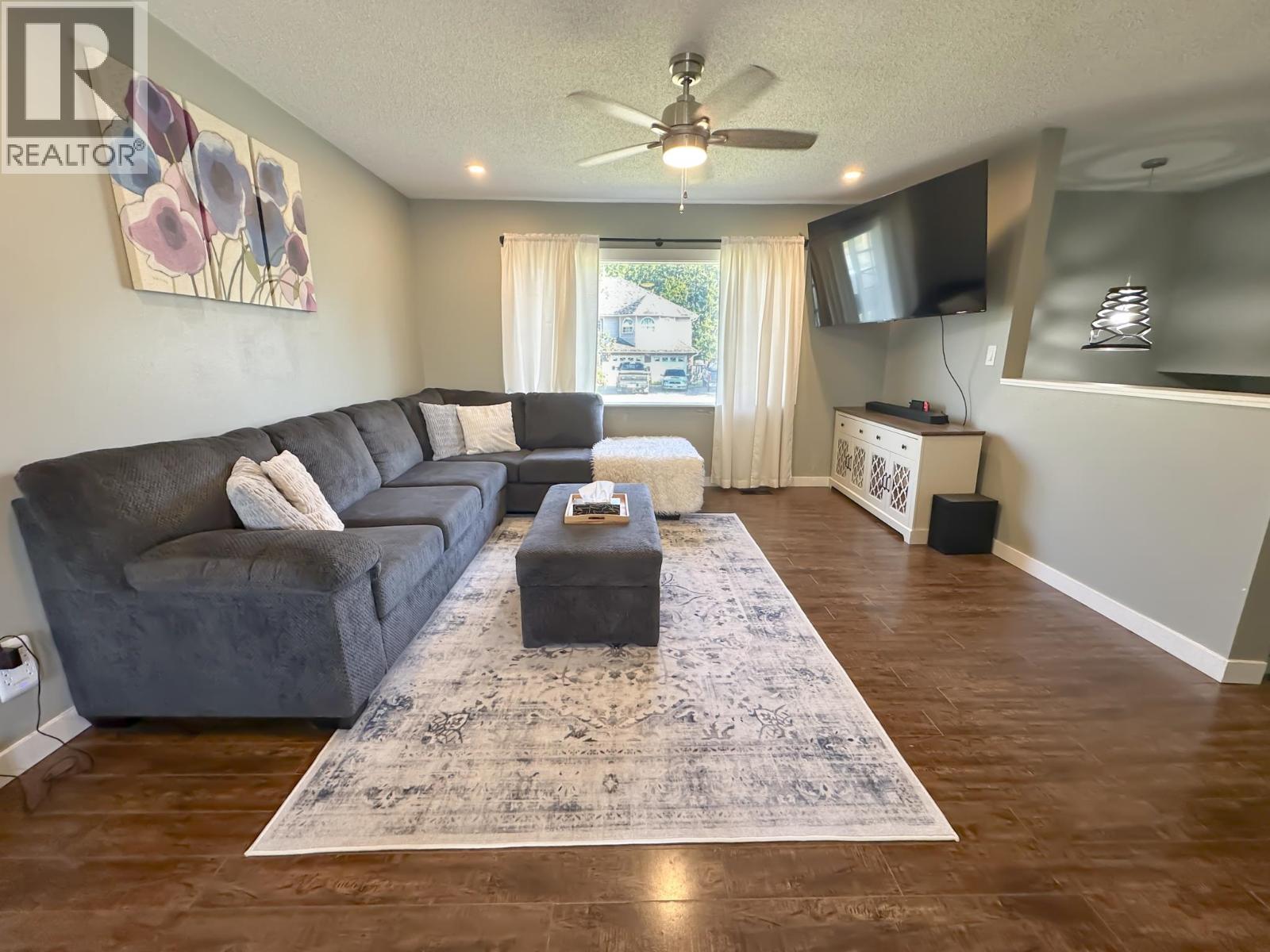 241 Elm Street, Fort St. James, British Columbia  V0J 1P0 - Photo 11 - R3155871