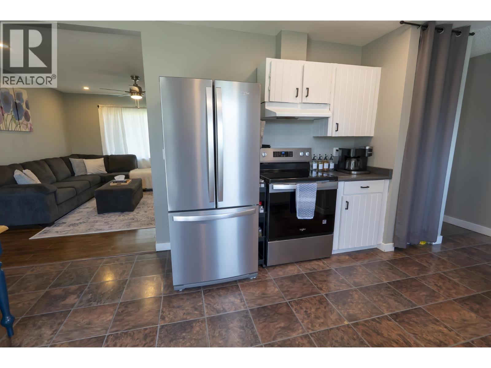 241 Elm Street, Fort St. James, British Columbia  V0J 1P0 - Photo 6 - R3155871