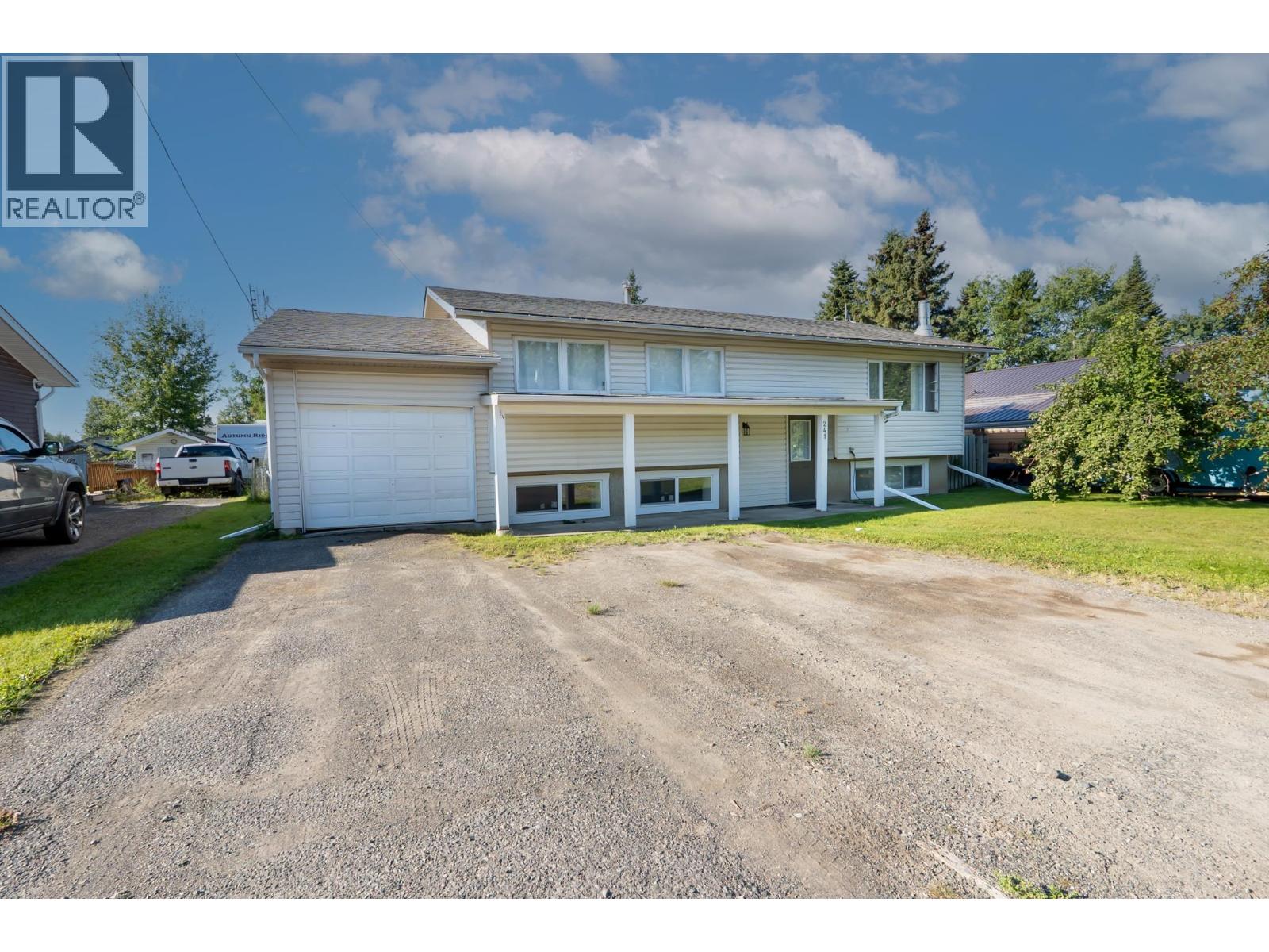241 Elm Street, Fort St. James, British Columbia  V0J 1P0 - Photo 29 - R3155871