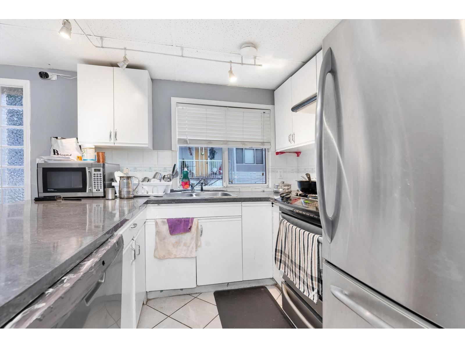28 8220 King George Boulevard, Surrey, British Columbia  V3W 5C2 - Photo 12 - R3156129