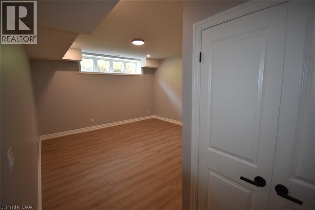 1294 Coric Avenue Unit# 2, Burlington, Ontario  L7R 3S3 - Photo 15 - 40855835