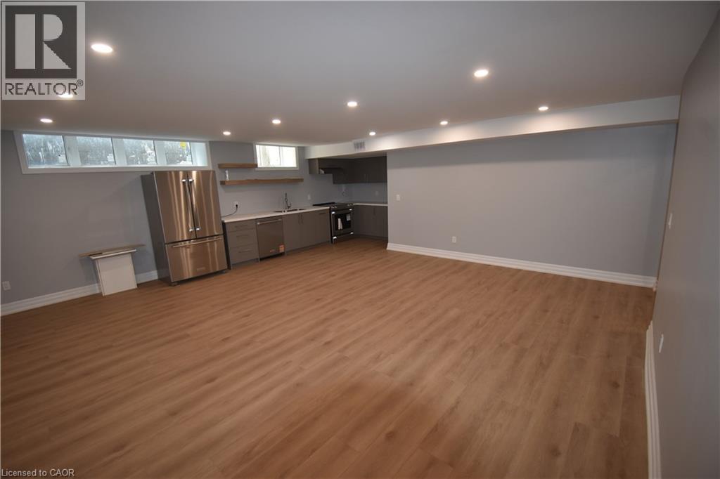 1294 Coric Avenue Unit# 2, Burlington, Ontario  L7R 3S3 - Photo 2 - 40855835