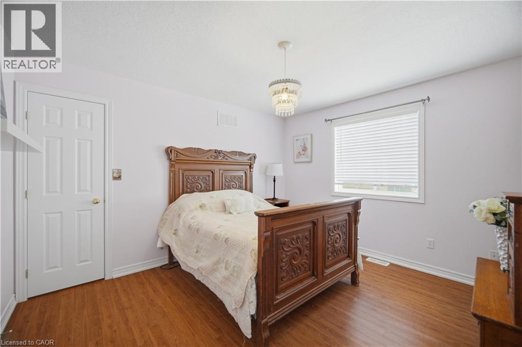 40 Sunnycroft Court, Hamilton, Ontario  L8B 0L3 - Photo 30 - 40856290