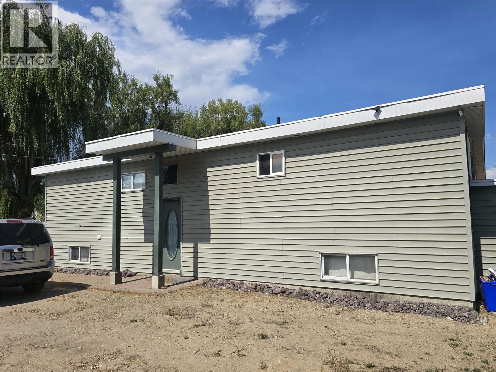 596-4590 Barriere Town Road, Barriere, British Columbia  V0E 1E0 - Photo 3 - 10397920