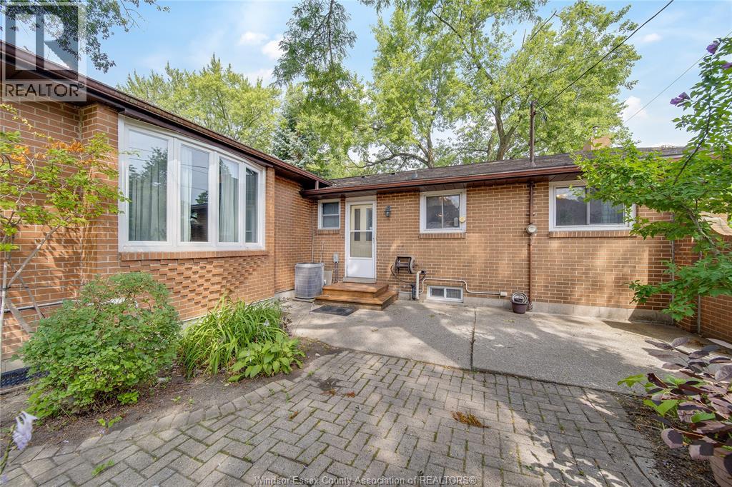2979 Orion Crescent, Windsor, Ontario  N9E 2Z3 - Photo 24 - 26020036