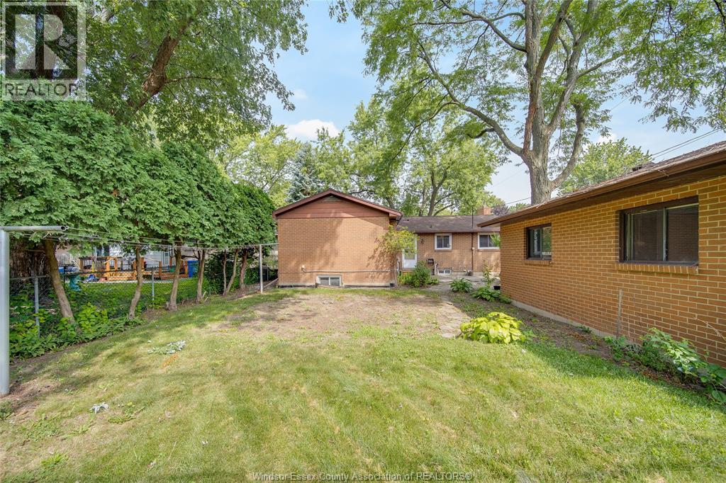 2979 Orion Crescent, Windsor, Ontario  N9E 2Z3 - Photo 26 - 26020036
