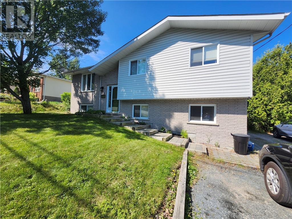 155 Ridgemount Avenue, Sudbury, Ontario  P3B 3W4 - Photo 3 - 2129840
