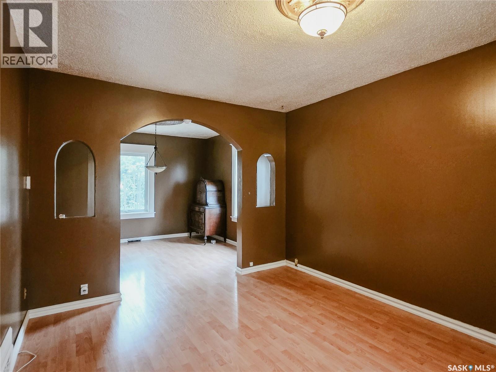 269 6th Avenue E, Melville, Saskatchewan  S0A 2P0 - Photo 15 - SK045794