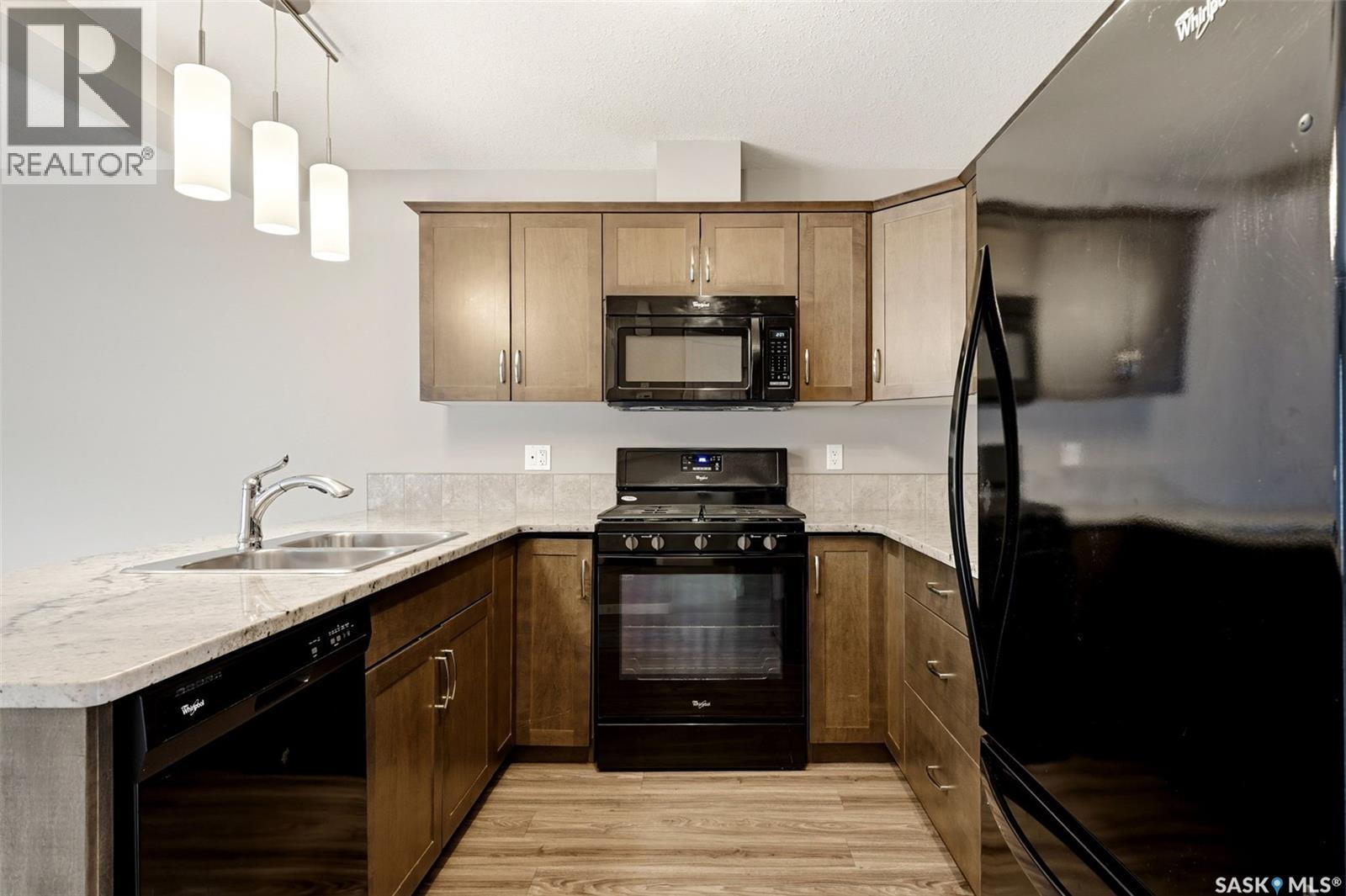 702 2 Savanna Crescent, Pilot Butte, Saskatchewan  S0G 3Z0 - Photo 11 - SK045793