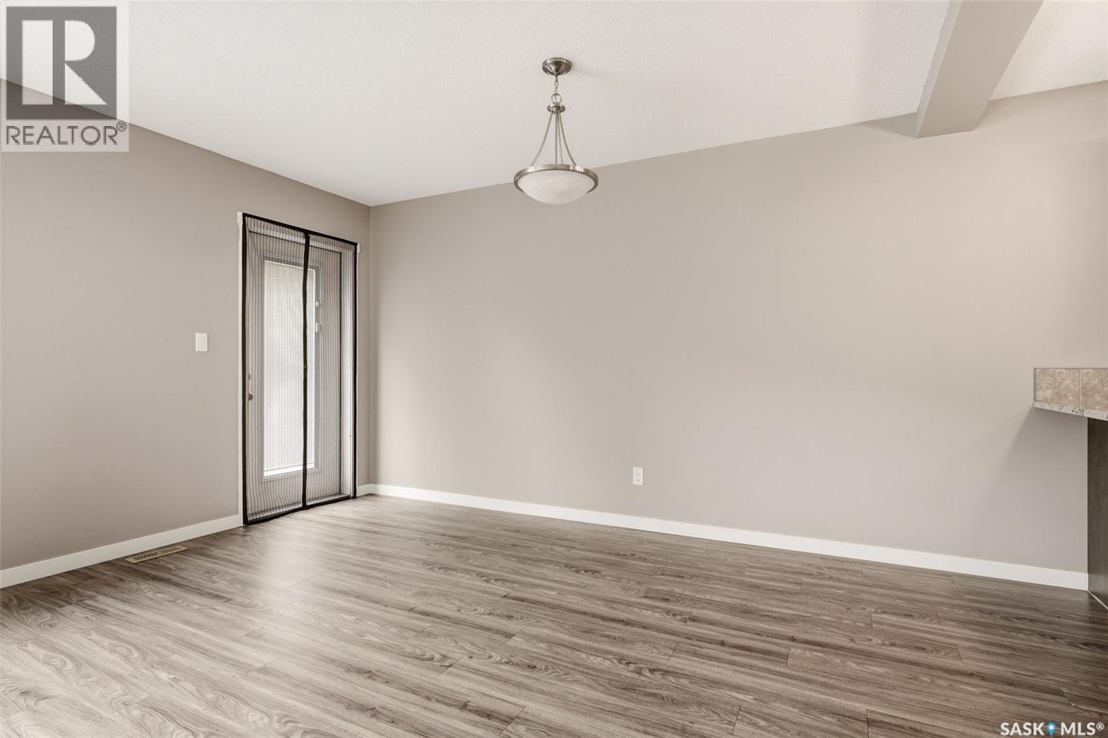 702 2 Savanna Crescent, Pilot Butte, Saskatchewan  S0G 3Z0 - Photo 15 - SK045793