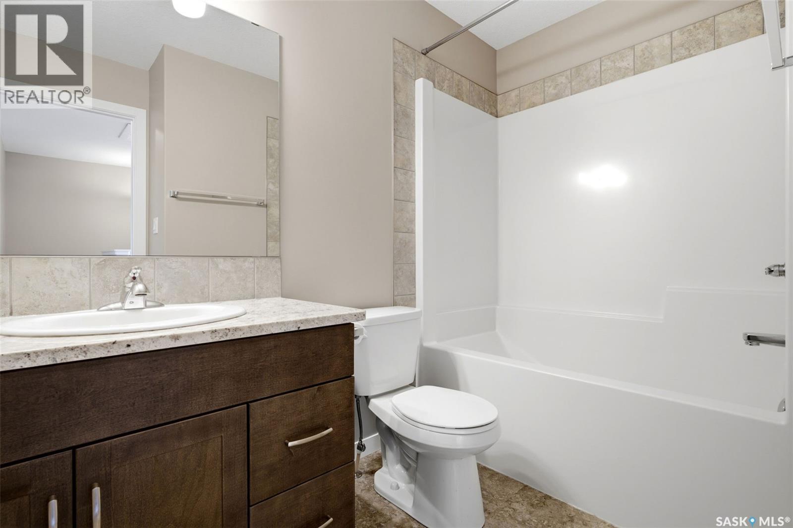 702 2 Savanna Crescent, Pilot Butte, Saskatchewan  S0G 3Z0 - Photo 28 - SK045793