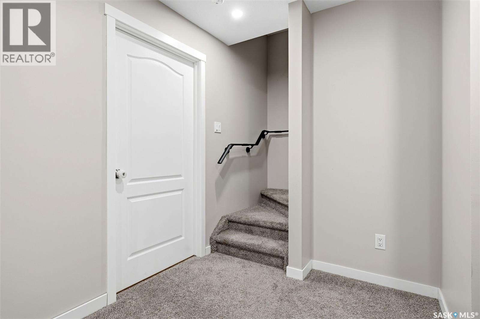 702 2 Savanna Crescent, Pilot Butte, Saskatchewan  S0G 3Z0 - Photo 32 - SK045793