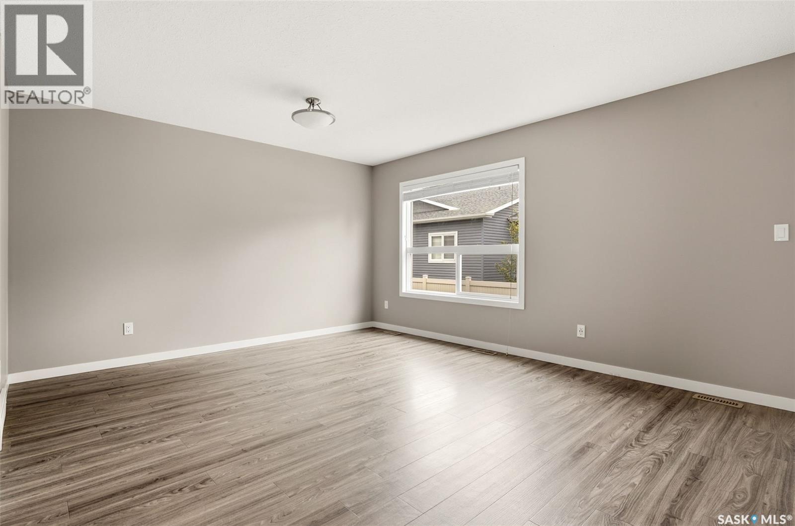 702 2 Savanna Crescent, Pilot Butte, Saskatchewan  S0G 3Z0 - Photo 6 - SK045793