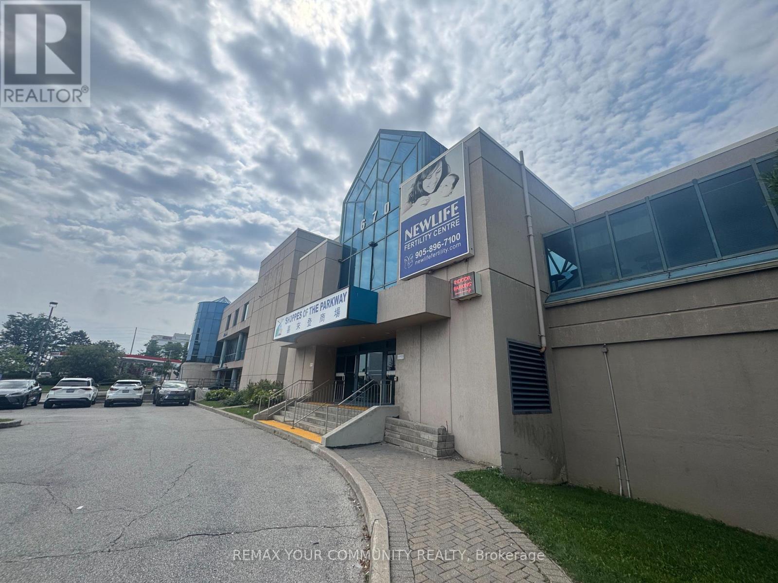 8 - 670 HIGHWAY 7 STREET E, Richmond Hill, Ontario