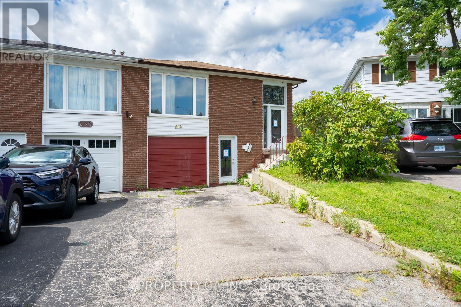 682 Eaglemount Crescent, Mississauga, Ontario  L5C 1N9 - Photo 3 - W13596982