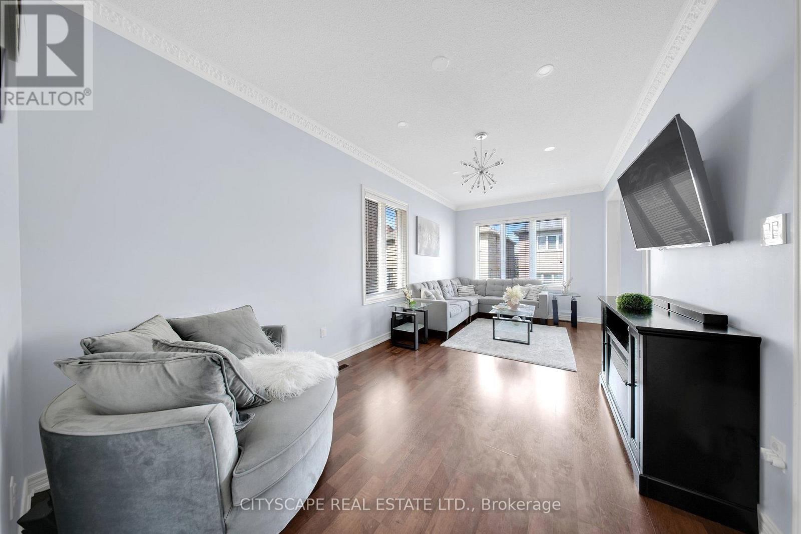5517 Meadowcrest Avenue, Mississauga, Ontario  L5M 0N1 - Photo 9 - W13682374