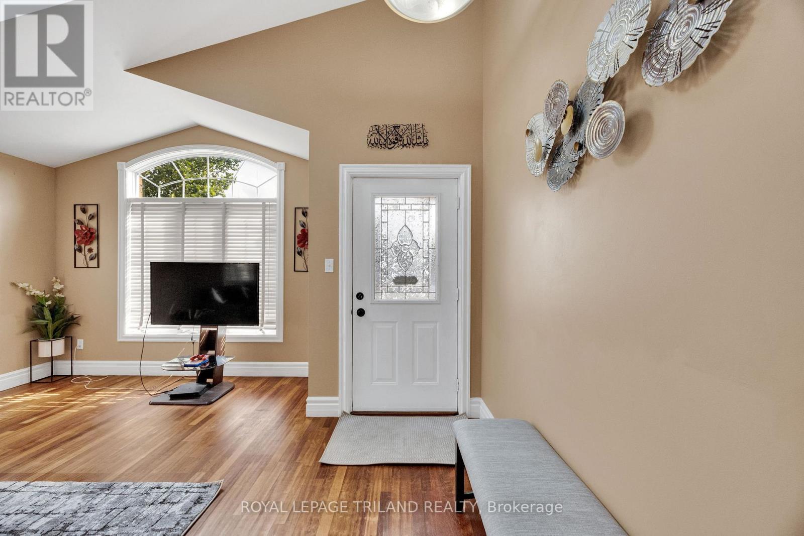 78 Loggers Grove, London East, Ontario  N5W 6G5 - Photo 3 - X13683250