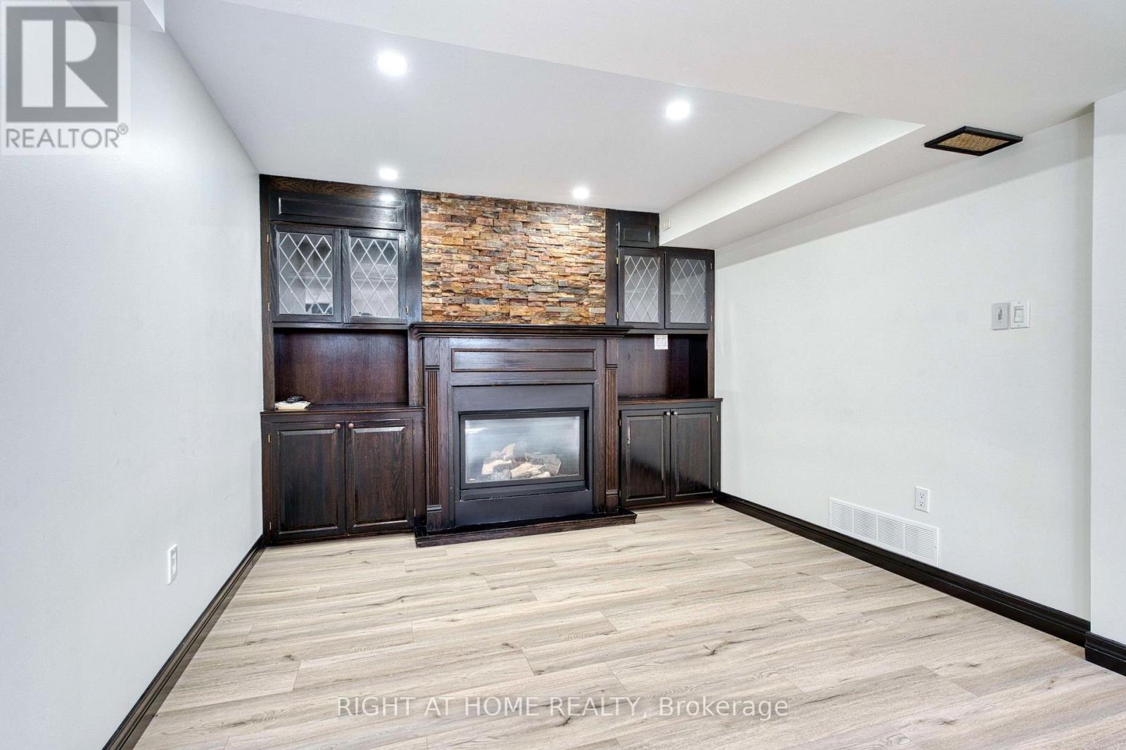 546 Maplewood Lane, London North, Ontario  N6H 0A7 - Photo 36 - X13683260