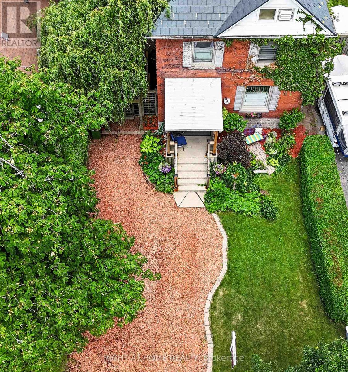 327 Wellington Street, St. Thomas, Ontario N5R 2T2 - Photo 2 - X13683268