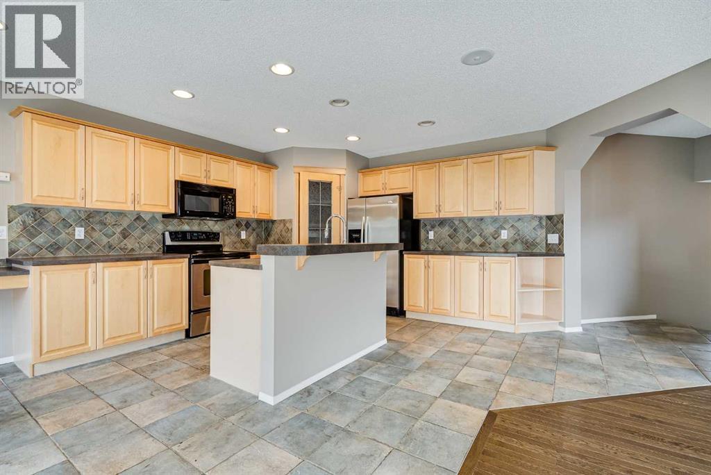 34 Kincora Drive Nw, Calgary, Alberta  T3R 1K8 - Photo 10 - A2315442