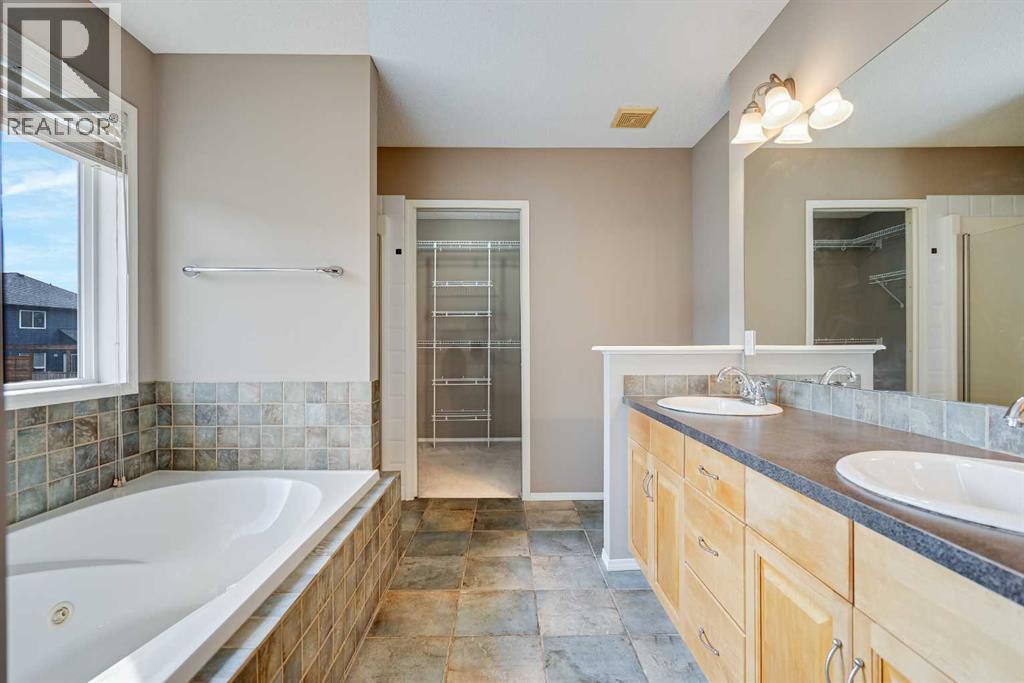34 Kincora Drive Nw, Calgary, Alberta  T3R 1K8 - Photo 22 - A2315442